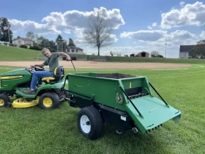 220 MS Compost Topdresser 768x576.jpg